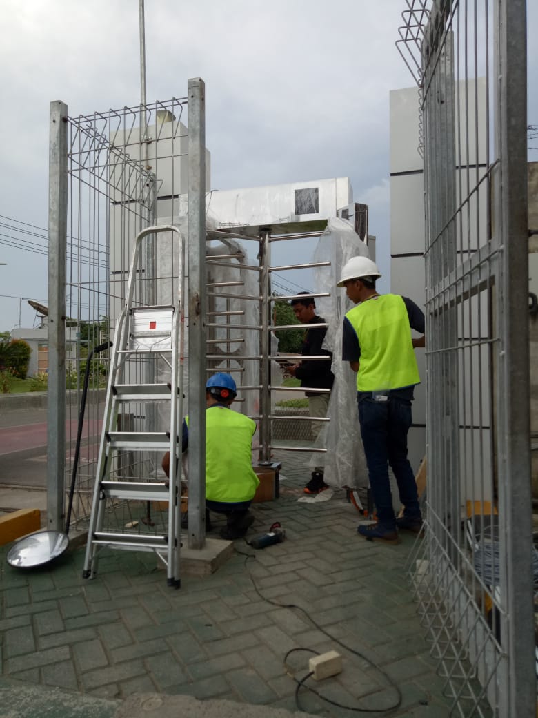 Full height Turnstiles